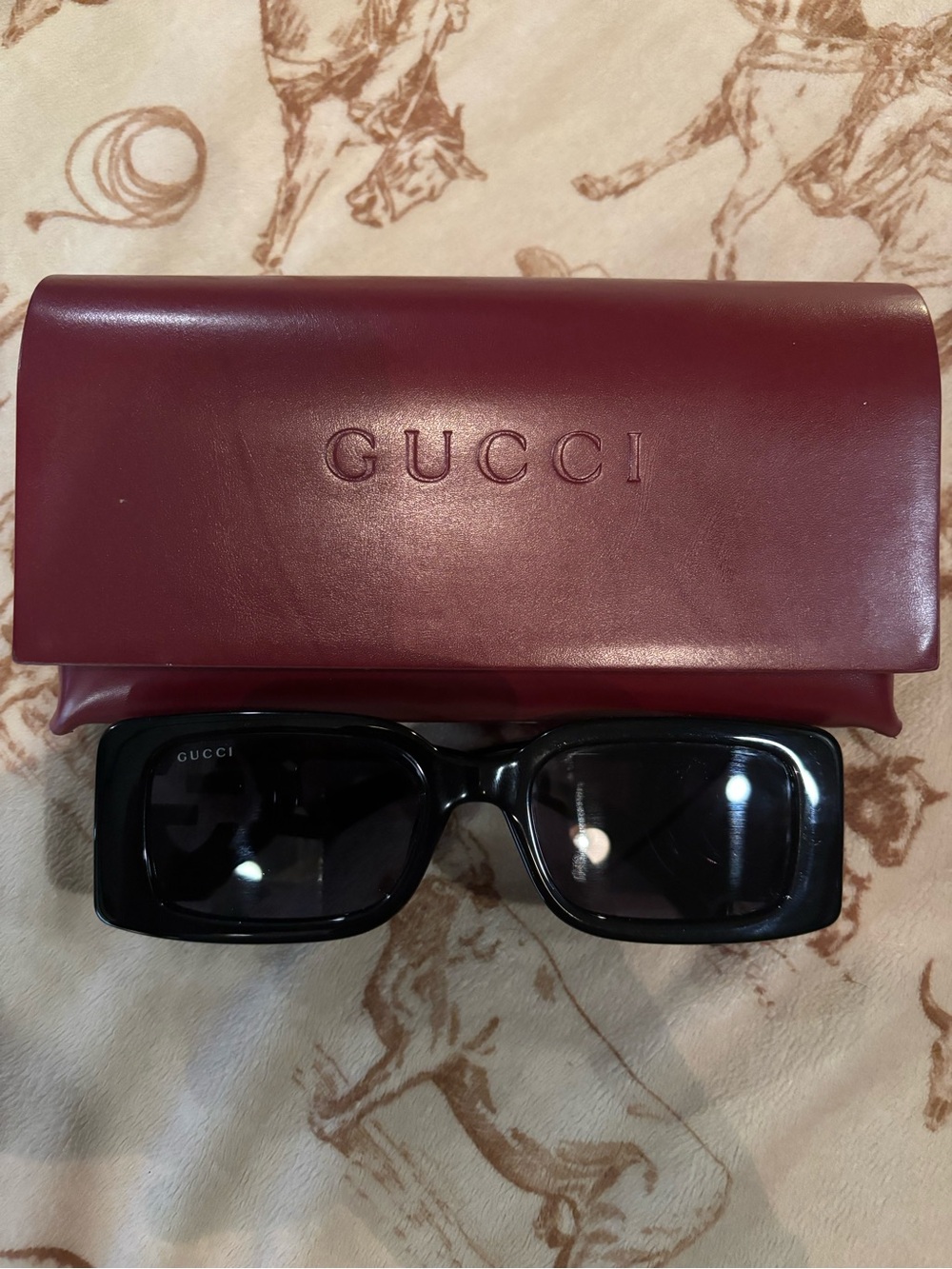 Gucci Black Rectangular Sunglasses with Red Case Accent